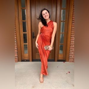 New- Olympia Asymmetrical Pleated Maxi Dress
Color Sienna Size L